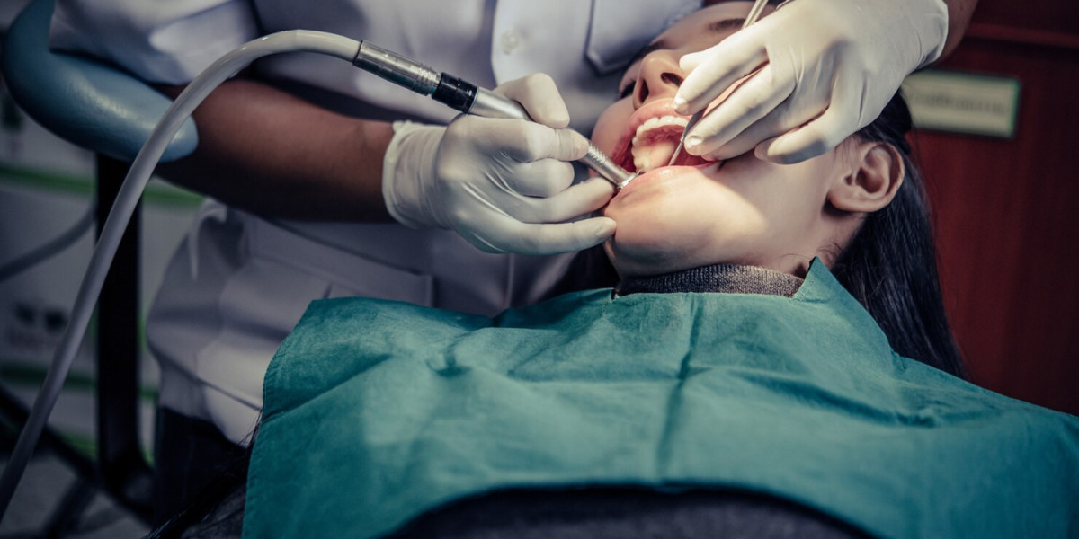 Top Reasons to Visit the Best Dentist in Paschim Vihar for Your Dental Care Needs