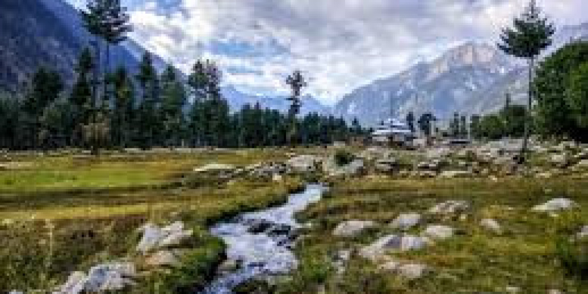 Skardu vs Hunza: Which is Better for Your Next Trip?