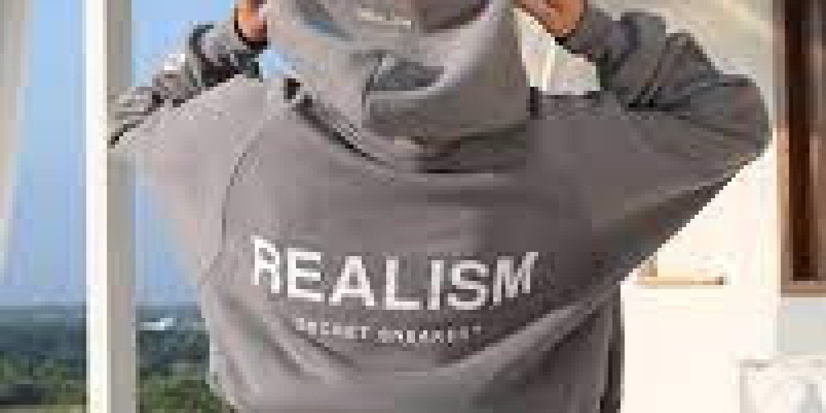 Realism Clothing: Fashion Grounded in Truth and Everyday Aesthetics