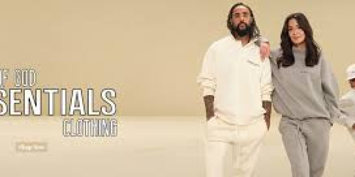 Everyday Style Redefined with Essentials Clothing