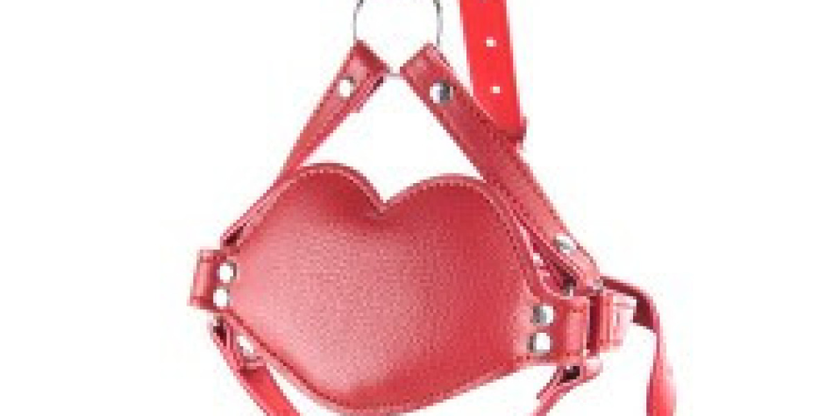 red heart o ring collar qo671