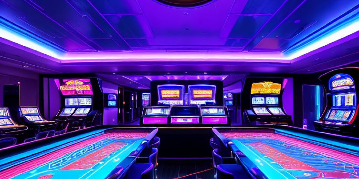 Card game Halls with Royalreels