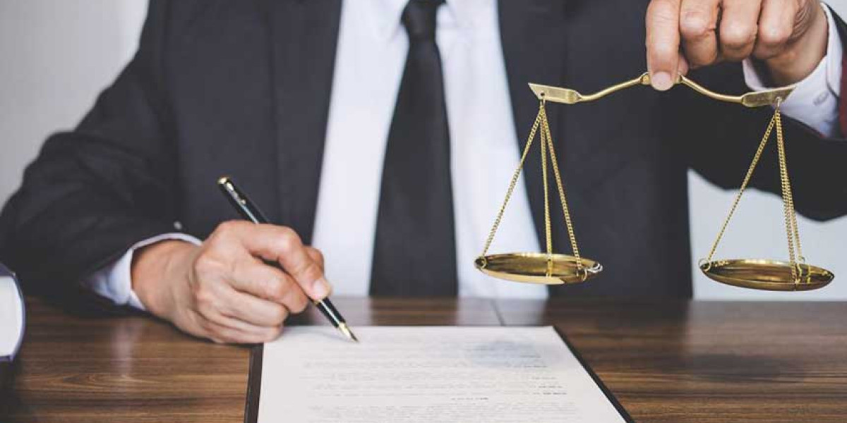 Best advocate in Delhi Providing Dedicated Services for Every Client Case