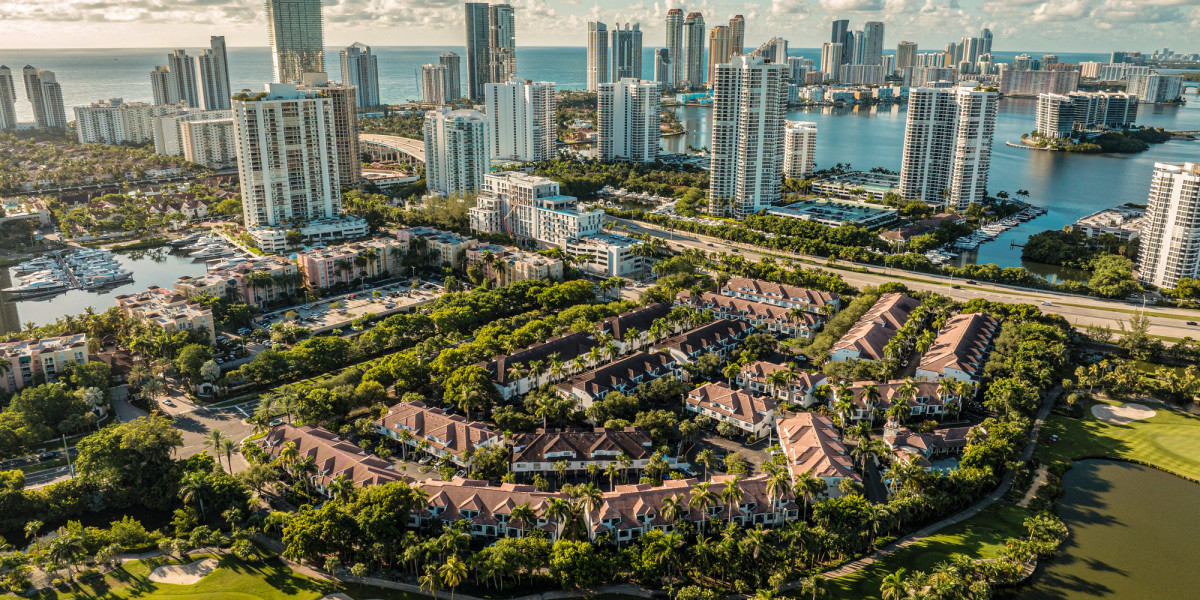 Why Choose a Commercial Real Estate Agency in Aventura FL for Your Next Investment?