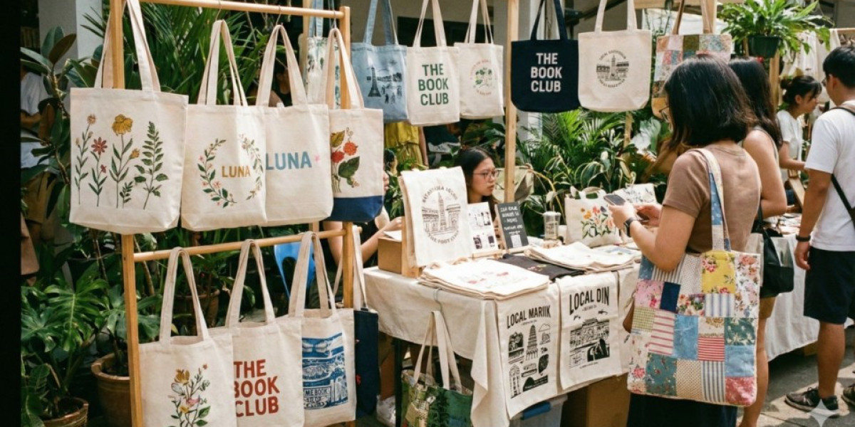 Why The Next Generation of Tote Bags Is About Artistic Expression