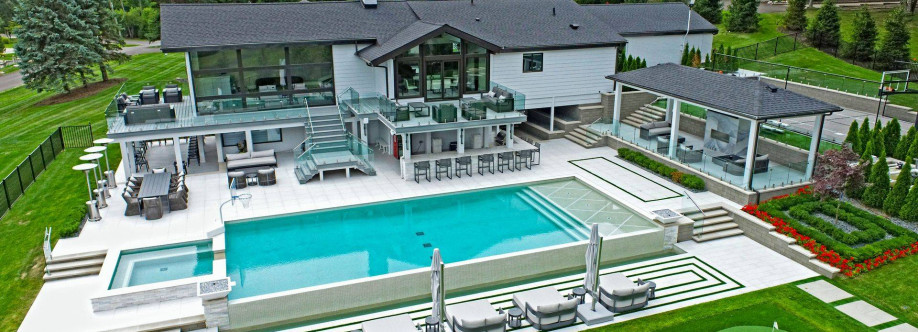 Luxury Resorts Design and Build Cover Image