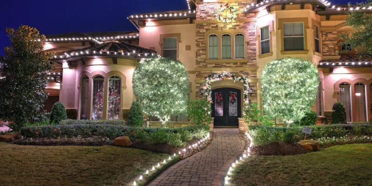 Premium Christmas Light Installation Services in Manhattan Beach